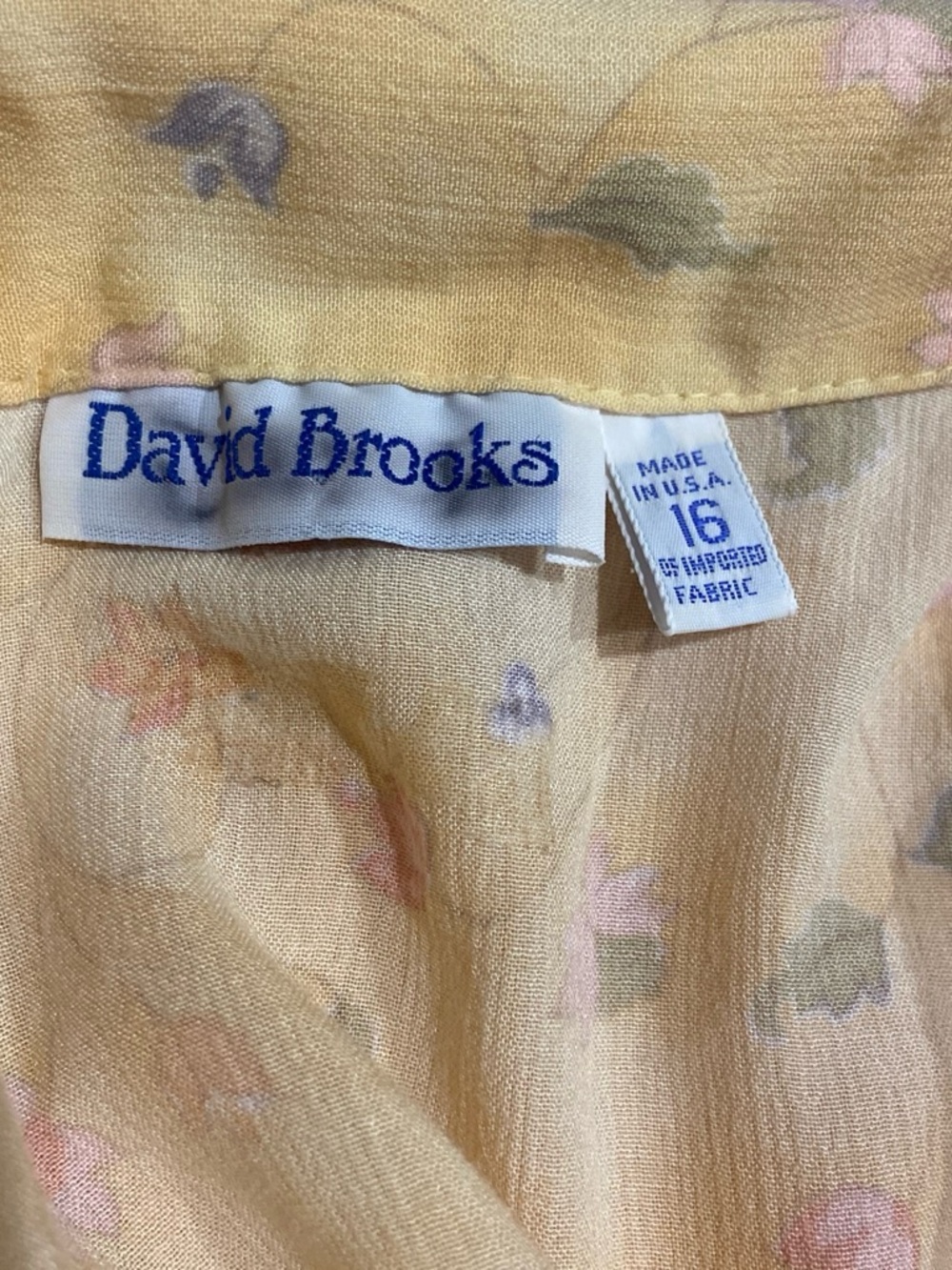 Vintage Yellow Floral Button-Front Short Sleeve Blouse - Picture 4 of 4